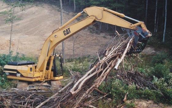 Грабл щетки экскаватора NM360 в строительстве дорог фермы лесохозяйства