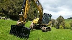 Грабл щетки экскаватора NM360 в строительстве дорог фермы лесохозяйства