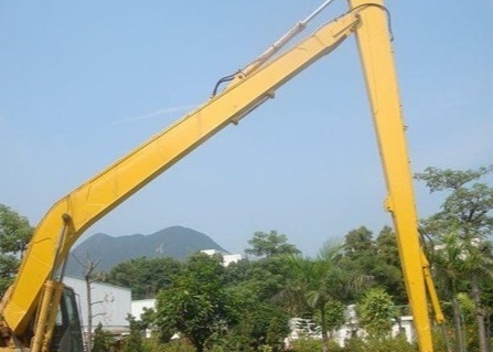 Экскаватор достигаемости в 16 метров Kobelco SK200 длинный гремит фронт